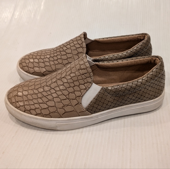 Women's tan snakeskin croc embossed slip-on loafers casual sneakers size 38 - Picture 3 of 12